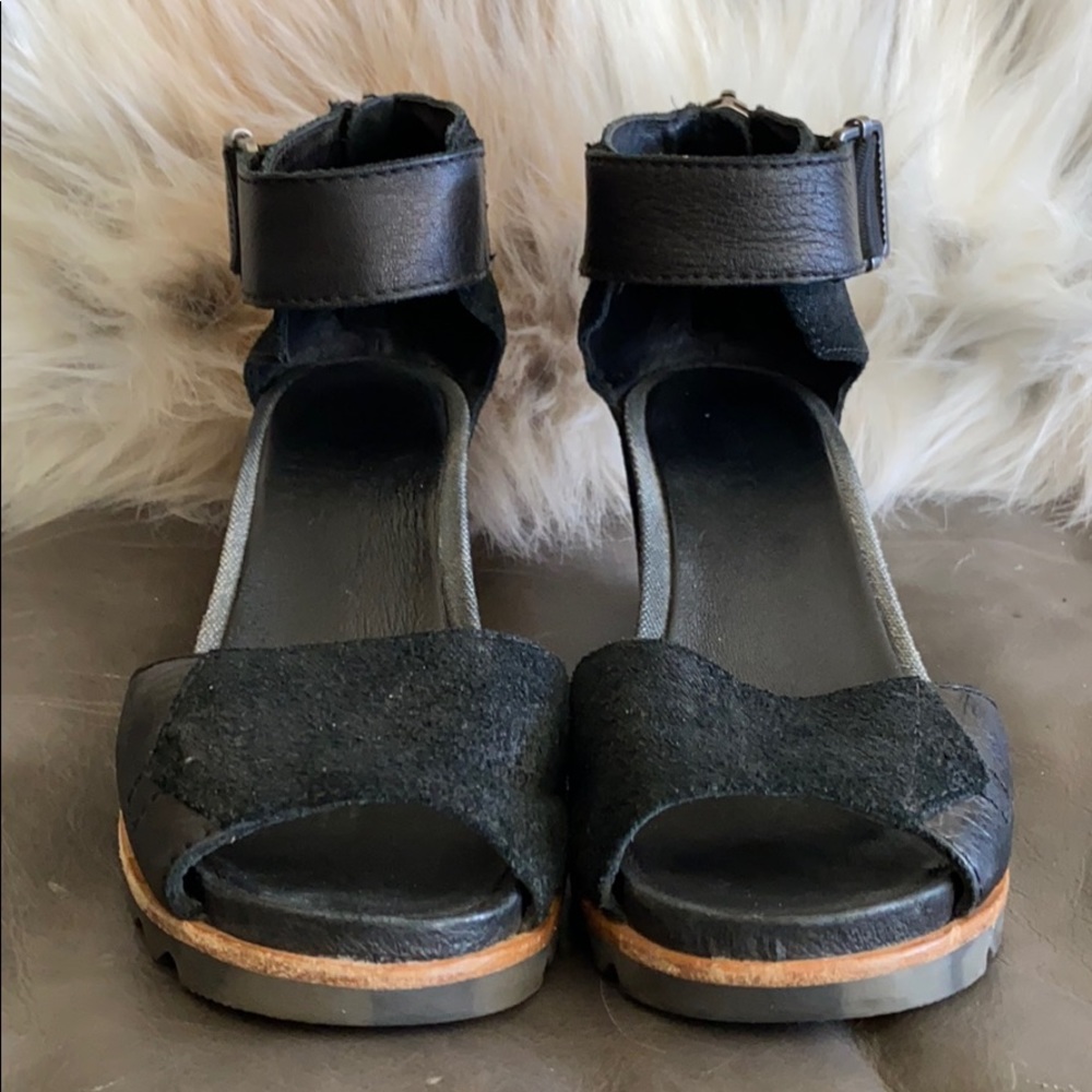 SOREL Joanie II Ankle Strap Wedge Sandal